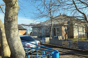 будинок за адресою Шкільна