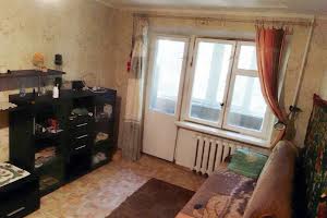 квартира за адресою Фосфорна вул., 13