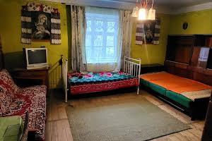дом по адресу Центральна