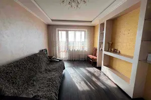 квартира за адресою Молодіжна, 46