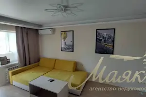 квартира за адресою Космічна вул., 81