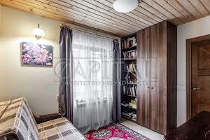будинок за адресою Лугова
