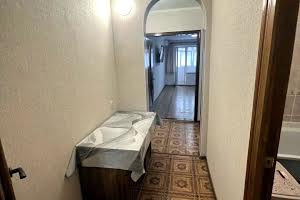 квартира за адресою Космонавтів вул., 148г