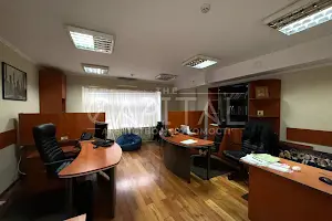 комерційна за адресою Оболонська набережна вул., 7