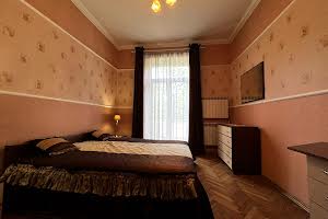 квартира по адресу Гетьмана Дорошенко ул. (Жовтневая), 71