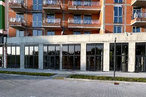 квартира за адресою вул. Роксоляни, 1