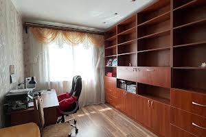 будинок за адресою Центральна