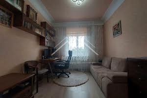 квартира за адресою Кривий Ріг, Н'ютона, 28