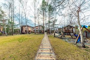 будинок за адресою Будівельників вул.