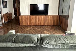 квартира за адресою Родини Барвінських вул., 1