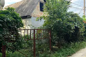 дом по адресу 2 лінія, 1