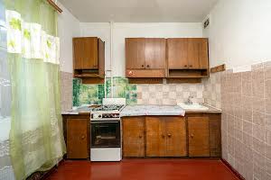 квартира за адресою П'ятницька вул., 63