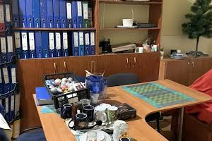 комерційна за адресою Старобазарний сквер вул., 76