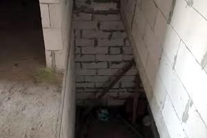 будинок за адресою Івана Котляревського вул., 1