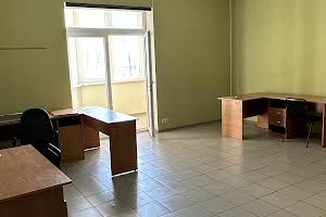 комерційна за адресою Шевченка бульв., 150