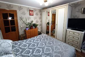 квартира за адресою молодіжна, 5