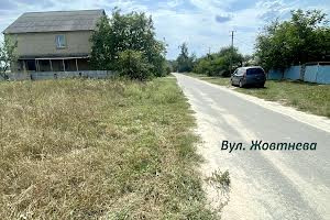 участок по адресу Квітнева