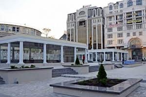 коммерческая по адресу Греческая пл., 1а