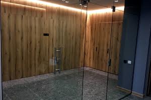 коммерческая по адресу Кловский спуск, 7