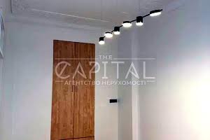 комерційна за адресою Саксаганського вул., 104