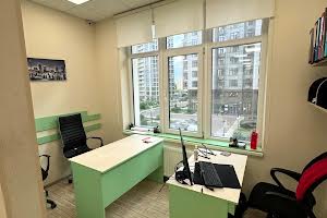коммерческая по адресу Андрея Верхогляда ул. (Михайла Драгомирова), 15