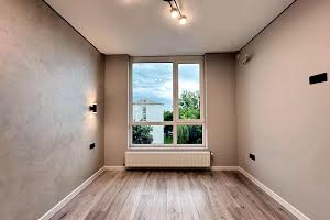 квартира за адресою Флотська вул., 10