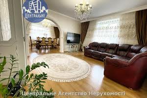дом по адресу Головна, 115
