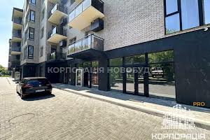 комерційна за адресою Капушанська вул., 170