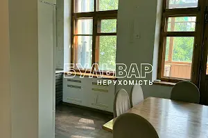 квартира за адресою Незалежності просп. (Правди), 7