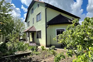 дом по адресу Центральна