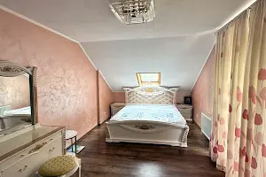 дом по адресу с. Любимовка, Цветочная