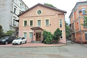 комерційна за адресою Панаса Мирного вул., 1