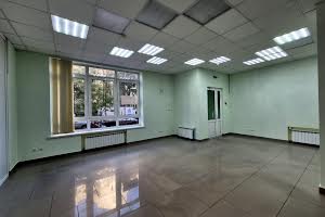коммерческая по адресу Кривоноса Максима ул., 17