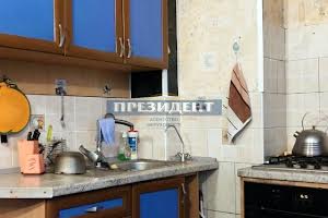 квартира за адресою Князя Володимира Великого просп., 80