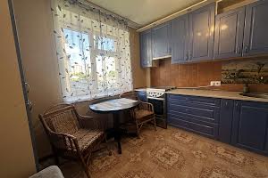 квартира за адресою Панаса Мирного вул., 18