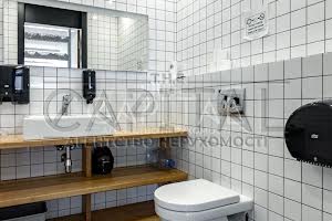 коммерческая по адресу Кловский спуск, 7