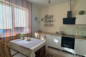 дом по адресу Київський, 2