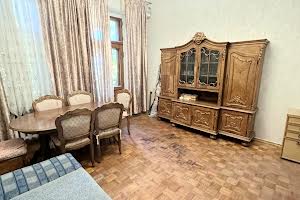 квартира за адресою Базарна вул., 21