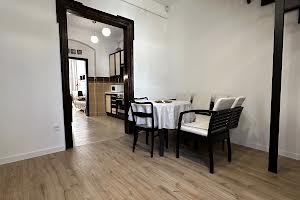 квартира за адресою Меретина, 9