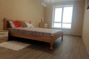 квартира за адресою Домбровського вул., 3б, к.4-7