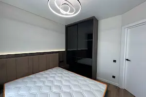 квартира по адресу Степана Бандеры ул., 4
