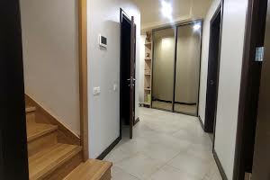 квартира за адресою Садова вул., 16