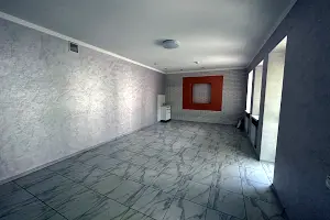 комерційна за адресою Проскурівська вул., 1