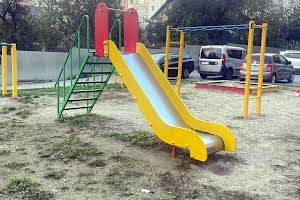 квартира по адресу Яблунева ул., 2