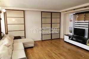 квартира по адресу 23 Августа ул., 34