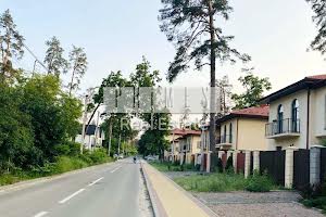 будинок за адресою Кленова вул.