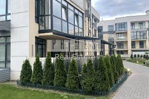 комерційна за адресою Богатирська вул., 32
