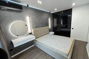 квартира по адресу Крайковского ул., 1а