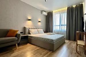 квартира за адресою Співдружності вул., 5