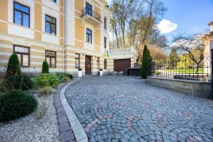 коммерческая по адресу Дмитра Вітовського вул., 9